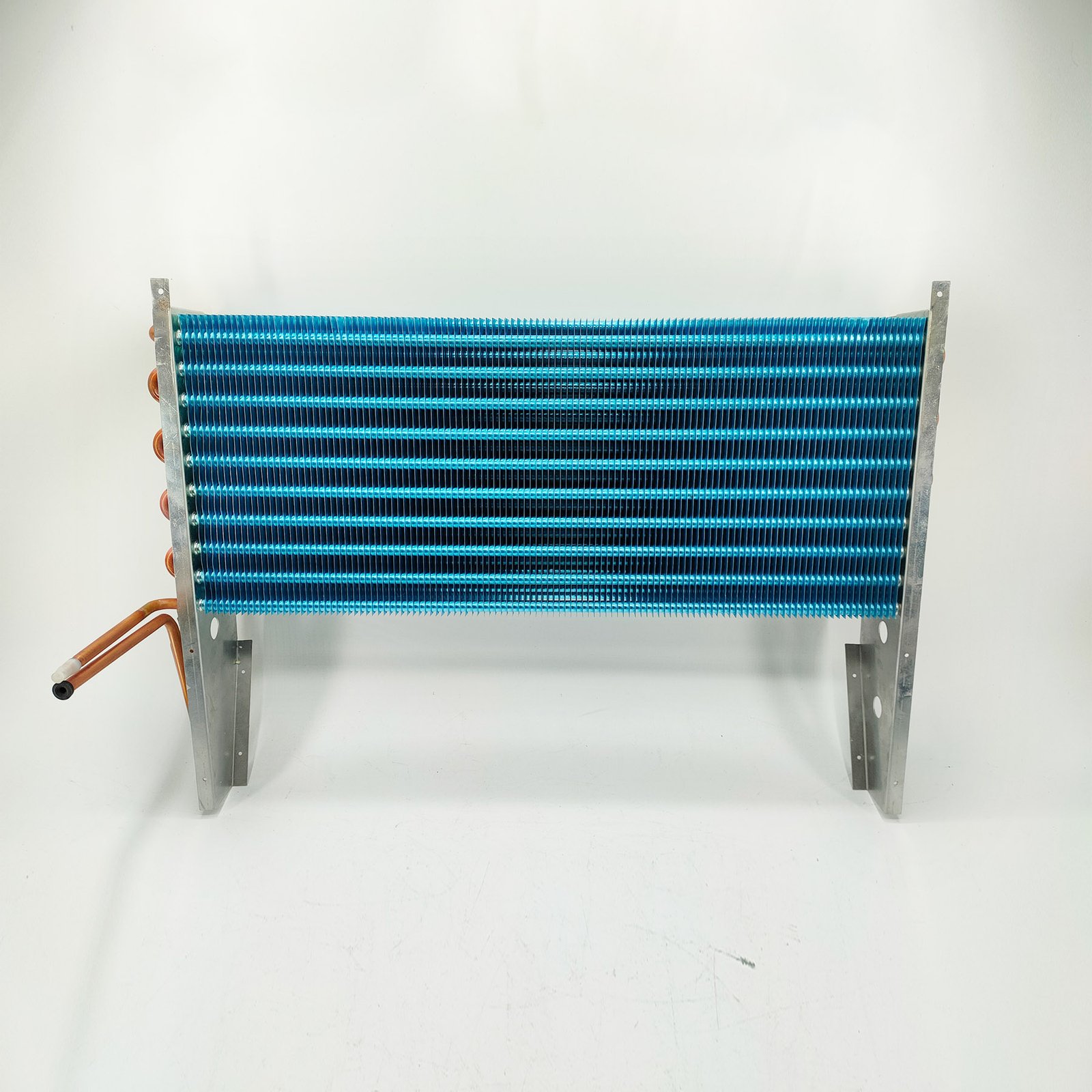 Design and calculation of finned heat exchanger in refrigerant system