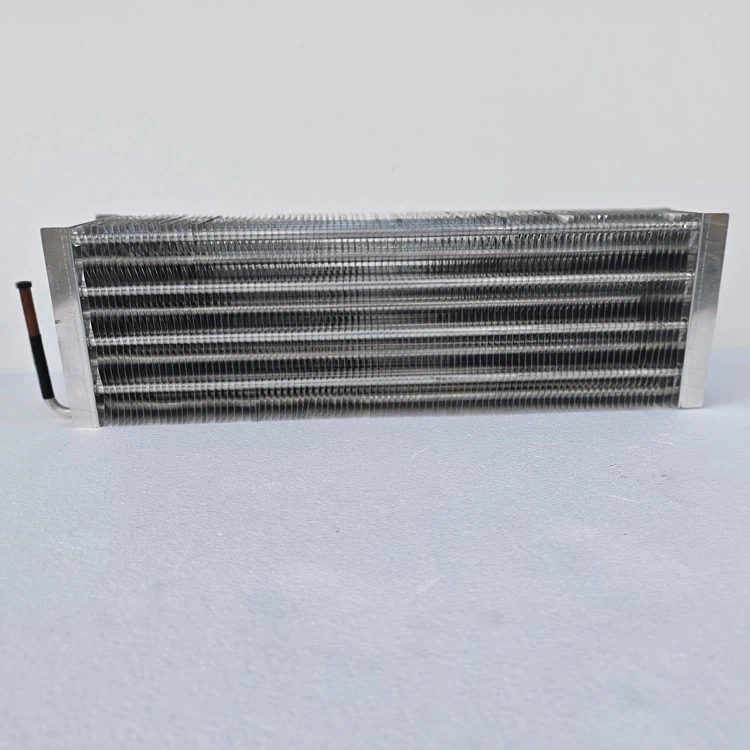 Heat exchange fin evaporator