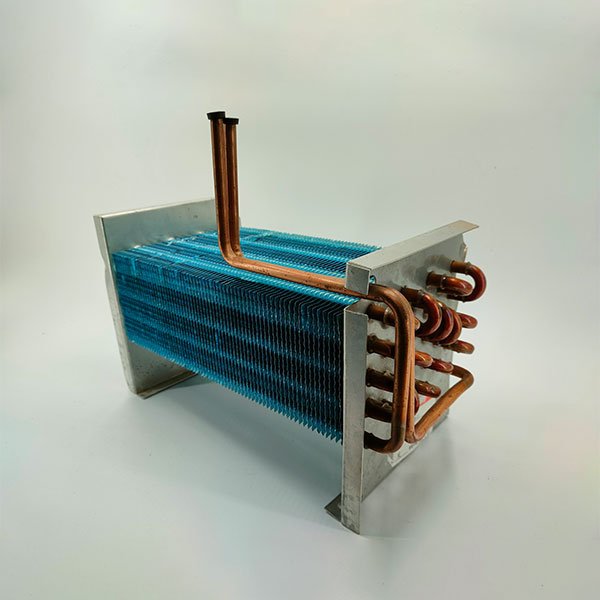 Horizontal cabinet evaporator