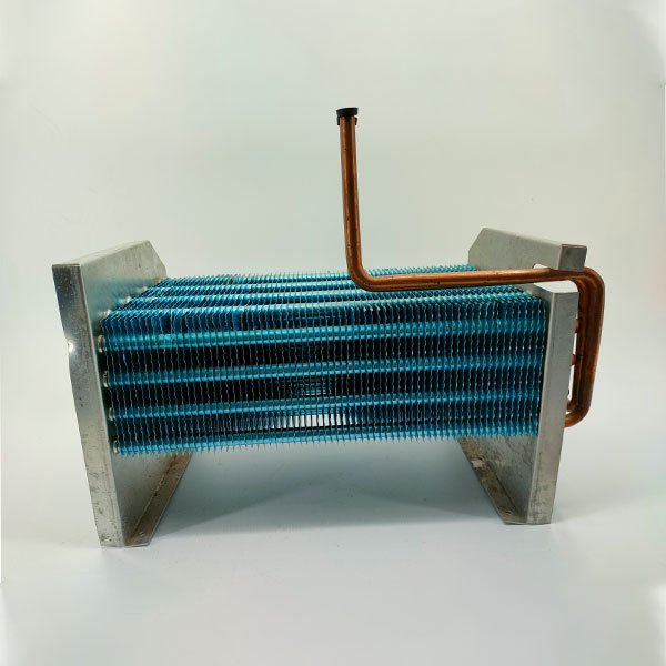 Horizontal cabinet evaporator