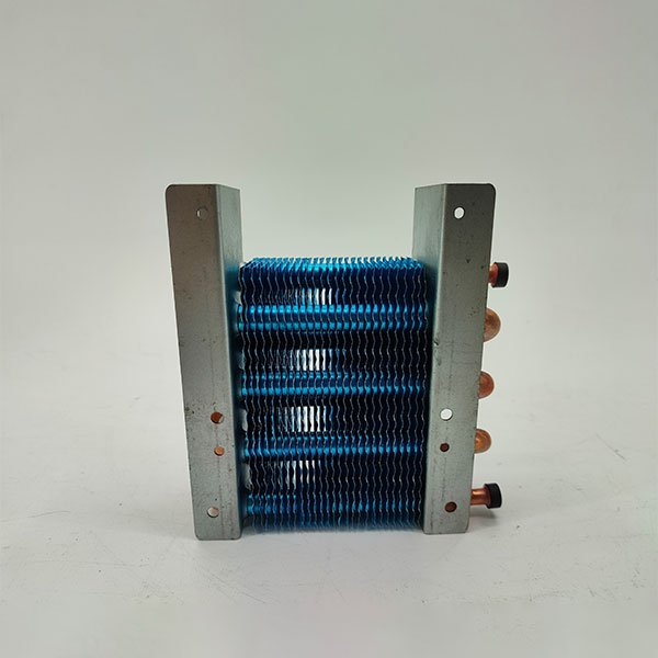 Small milk cabinet evaporator
