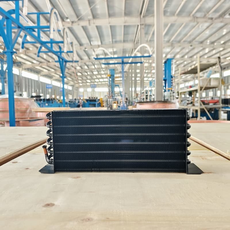 Display cabinet evaporator