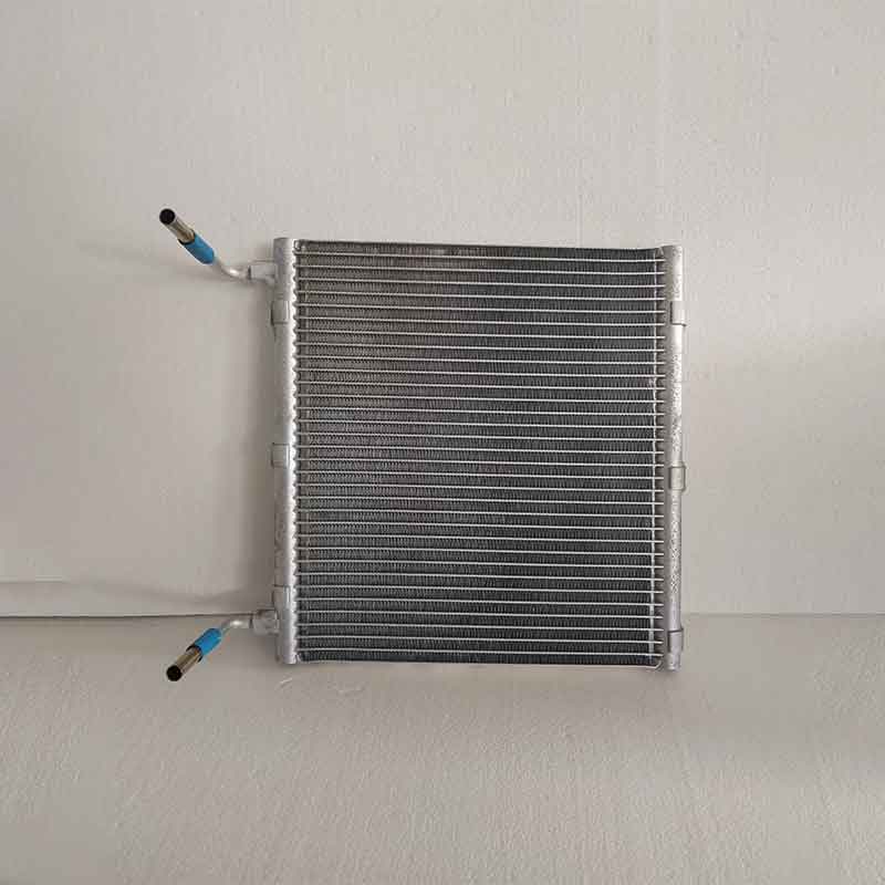 Parallel flow microchannel condenser