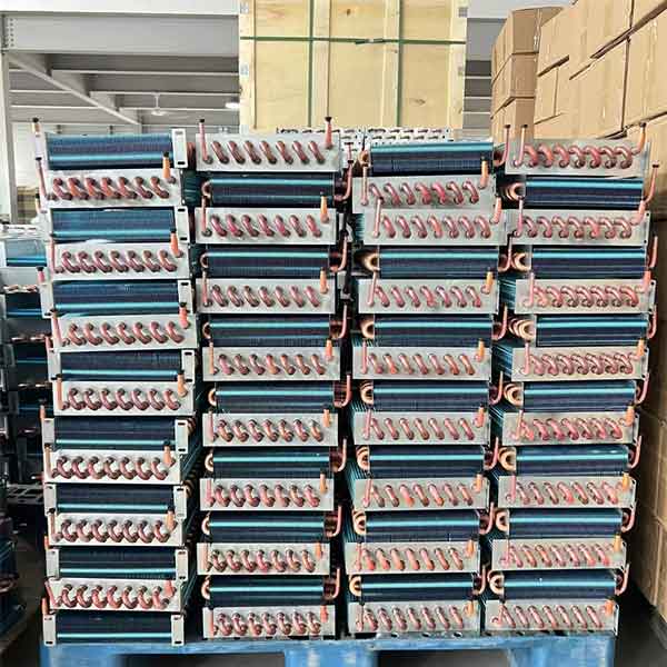 Finned evaporator/condenser